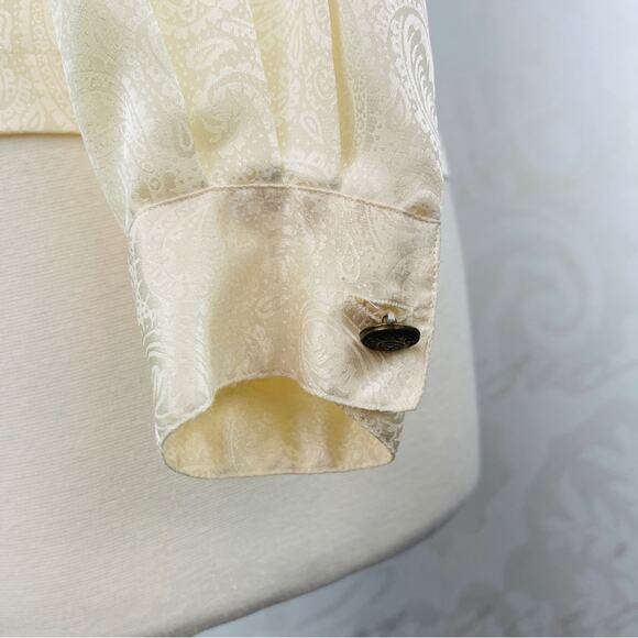 Leslie Fay Petite Sportswear Vintage cream blouse ornate pattern Size 14 PETITE - Picture 7 of 13